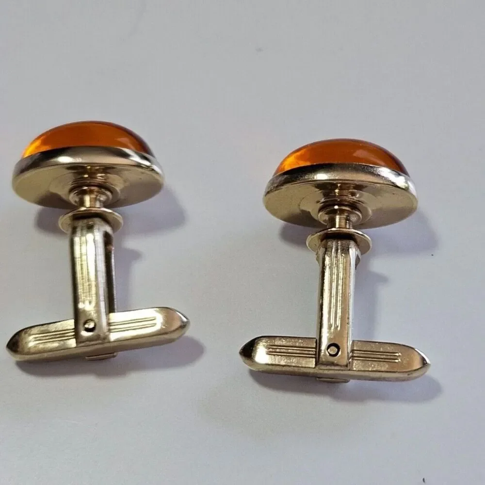 Hickok vintage gold tone and orange cufflinks